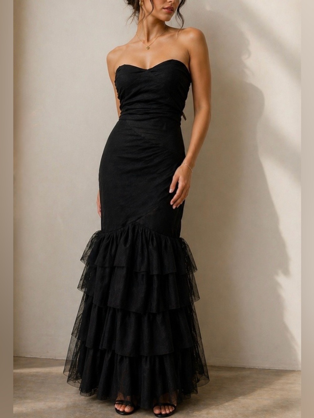 NWT Lulus Elegant Tiered Ruffle Maxi Dress
Classy Timeless Feminine 
Size XS